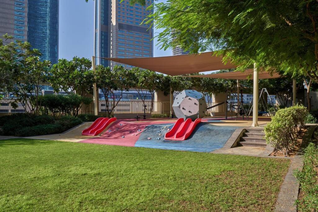 Magnificent 2 Bedroom With Stunning Burj Khalifa View Dubaj Zewnętrze zdjęcie