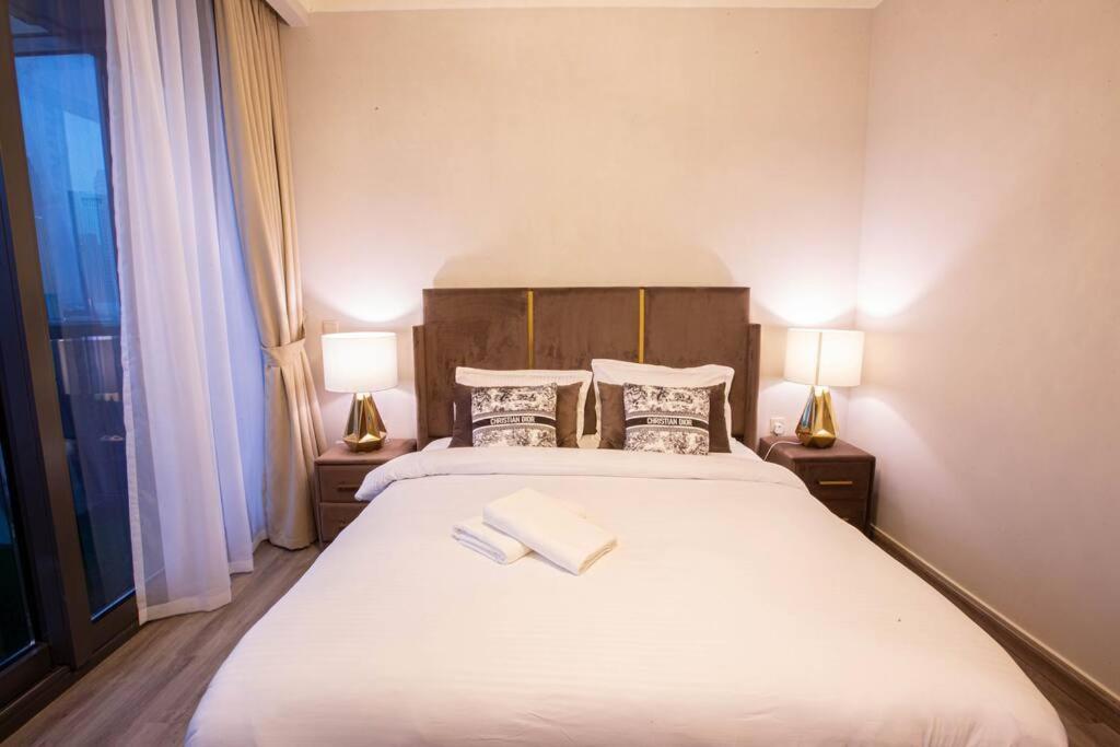 Magnificent 2 Bedroom With Stunning Burj Khalifa View Dubaj Zewnętrze zdjęcie